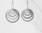 Applipops - ProPack 8 by Ellen's Quilts II - Stainless steel circle templates with a suede bag - Applique circles - Pressing Perfect Circles