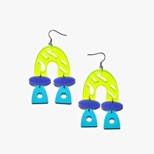 Brincos de arco de desenho animado engraçados/clipe de orelha, gancho de orelha, brincos de acrílico divertidos feitos à mão, uso diário, presentes para a mãe, presentes para ela, presente, presente surpresa