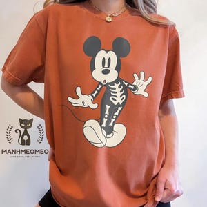 Vintage skelet Mickey Mouse Halloween-shirt, Mickey skelet comfort kleur shirt, Trick or Treat-shirt, uniseks cartoon herfst T-shirt