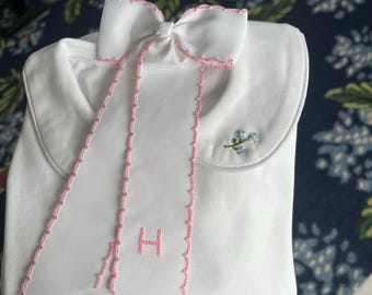 Met de hand geborduurde strikhaarclip