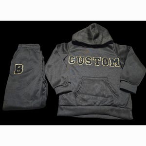 Conjunto de sudadera personalizado con parches: una sola letra: parches de chenilla con letras para niños