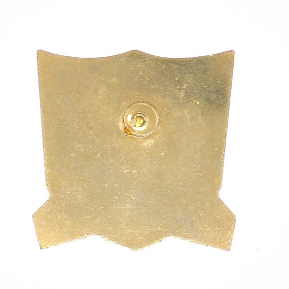 Kings Canyon National Park Central Australia Enamel Lapel Pin View 3