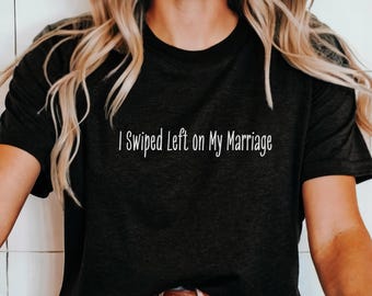 Recently Single Divorcee, Newly Divorced Celebration Shirt, Funny Divorcee Shirt, Fun Breakup Tee for her, Sarcastic Divorced T-Shirt Gift