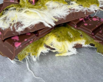Angel Hair Dubai Chocolate, Angel Hair Chocolate Bar, Pistachio Kunafa Chocolate Bar with Angel Hair, Knafeh Chocolate