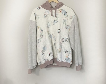 Upcycled überarbeitet / One of a Kind / gestepptes handgemachtes Cottage Core Hoodie-Sweatshirt