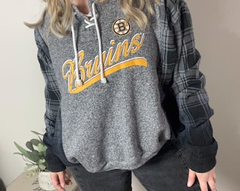 Upcycled überarbeitet / Einzelstück / handgemachtes Boston Bruins NHL Hockey Graues Flanell-Sweatshirt