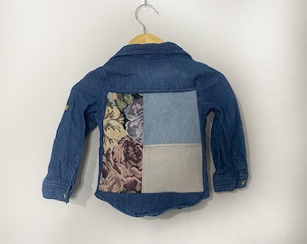 Upcycled Reworked / One of a Kind / Handmade Kinder Mädchen 18 Monate Patchwork Button Down Top