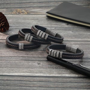 Pulsera de cuero personalizada para hombre, pulsera vintage, pulsera para papá, pulsera con nombre para niño, regalo para esposo, regalo del Día del Padre para papá.