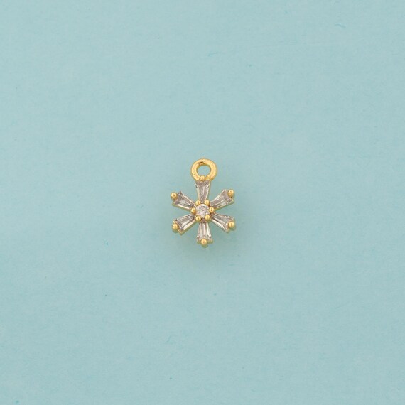 Gold CZ Snowflake Charms,Christmas Jewelry,Snowflake Pendant for DIY Jewelry Making,18K Gold