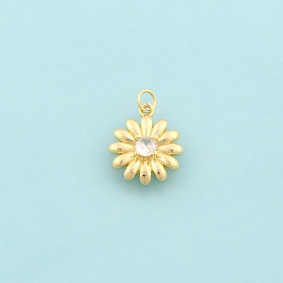 Gold CZ Daisy Charms,Flower Jewelry,Daisy Pendant for DIY Jewelry Making,18K Gold