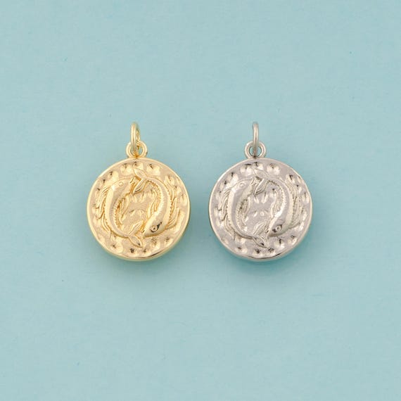 Gold Fish Charms,Marine Life Jewelry,Round Pendant for DIY Jewelry Making,18K Gold