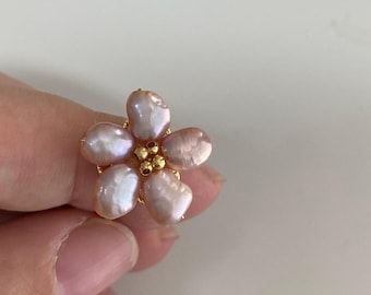 Lavender Baroque Pearl Spring Flower Ring – Natural Freshwater Petal Pearl Adjustable Floral Ring Gift for Her