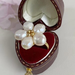 Baroque Pearl Spring Flower Ring – Natural Freshwater Petal Pearl Adjustable Statement Ring, Floral Ring Unique Jewelry Gift for Her