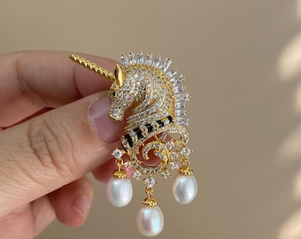 Unicorn Brooch Pendant 2 in 1 • Pearl Drop Fantasy Brooch • Sparkly Unicorn Pin • Statement Pendant Necklace • Fairycore Jewelry Gift