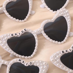 Personalized heart shaped glasses,Party Souvenirs,Bridesmaid Gift,Pearl Glasses,Custom Bridal Party Heart Shaped Sunglasses,Bridal Sunglasse