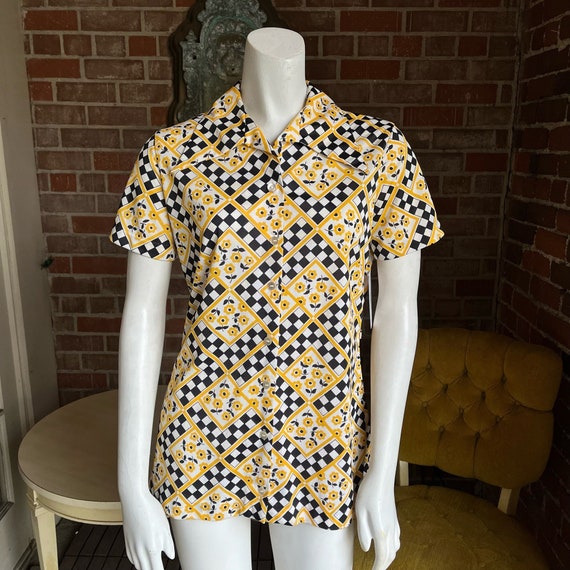 1970s Yellow & Black Top