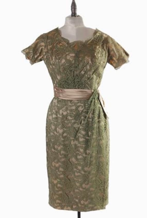 1950s Lace Ceil Chapman Cocktail Dress VLV