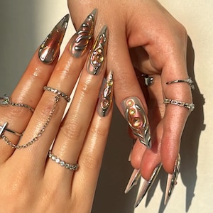 Cyber Goddess 3D Press On Nails/Handmade Long Stiletto Fake Nail/Gothic Style Nails/Y2K Handpainted False Nail/Trending Metallic Fake Nails