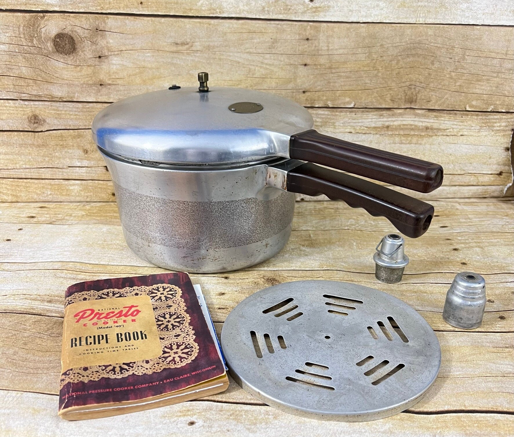 Vintage National Presto 4 Quart Pressure Cooker Wood Handles Model 40 1946 Etsy