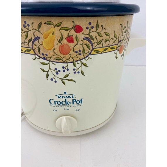 Vintage RIVAL 3½ Qt Crock Pot Slow Cooker Stoneware 3150 BLUE/BEIGE plastic  lid