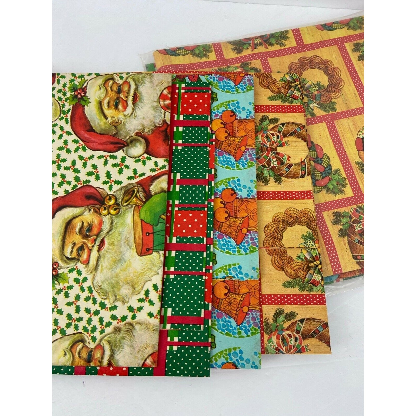 Vintage Christmas Gift Wrap x 3 Sheets – Dean Morris Cards