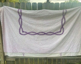 Vtg Pink  CHENILLE BEDSPREAD Full Size ? 103" x 89" with Purple Braid