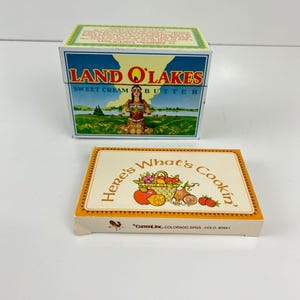 Caixa de receitas de metal com manteiga cremosa doce vintage Land O Lakes Cartões de receitas atuais
