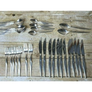 45 Stück Oneida FLIGHT SILVERPLATE Community 1963 Besteck