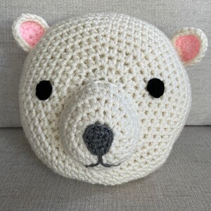 Crochet Polar Bear image 2