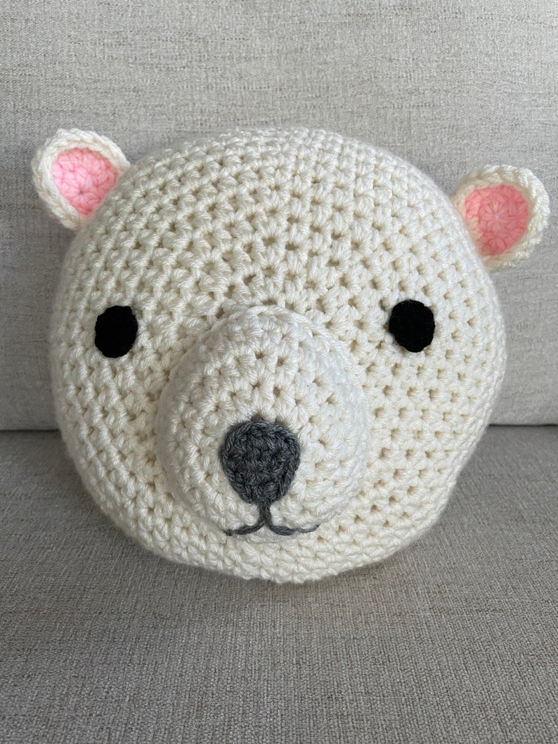 Crochet Polar Bear image 2