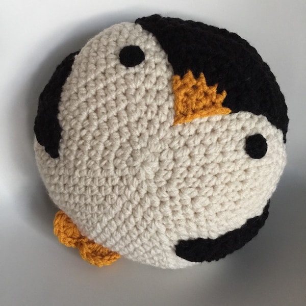 CROCHET PENGUIN PILLOW