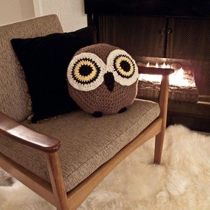 CROCHET OWL PILLOW, Owl Pillow, Crochet Pillow,Brown Pillow, handmade owl pillow