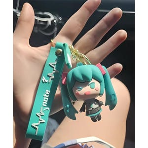 Anime Hatsune Miku Keychain,  Figure Keychain for School Bag, Gift for anime lover