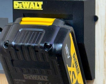 DeWalt battery and bit holder