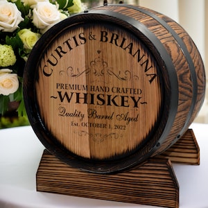 Caixa de cartão de casamento personalizada 10L, estilo barril de uísque de carvalho rústico com trava, porta-cartões vintage, decoração perfeita para presente de casamento, recepção de madeira