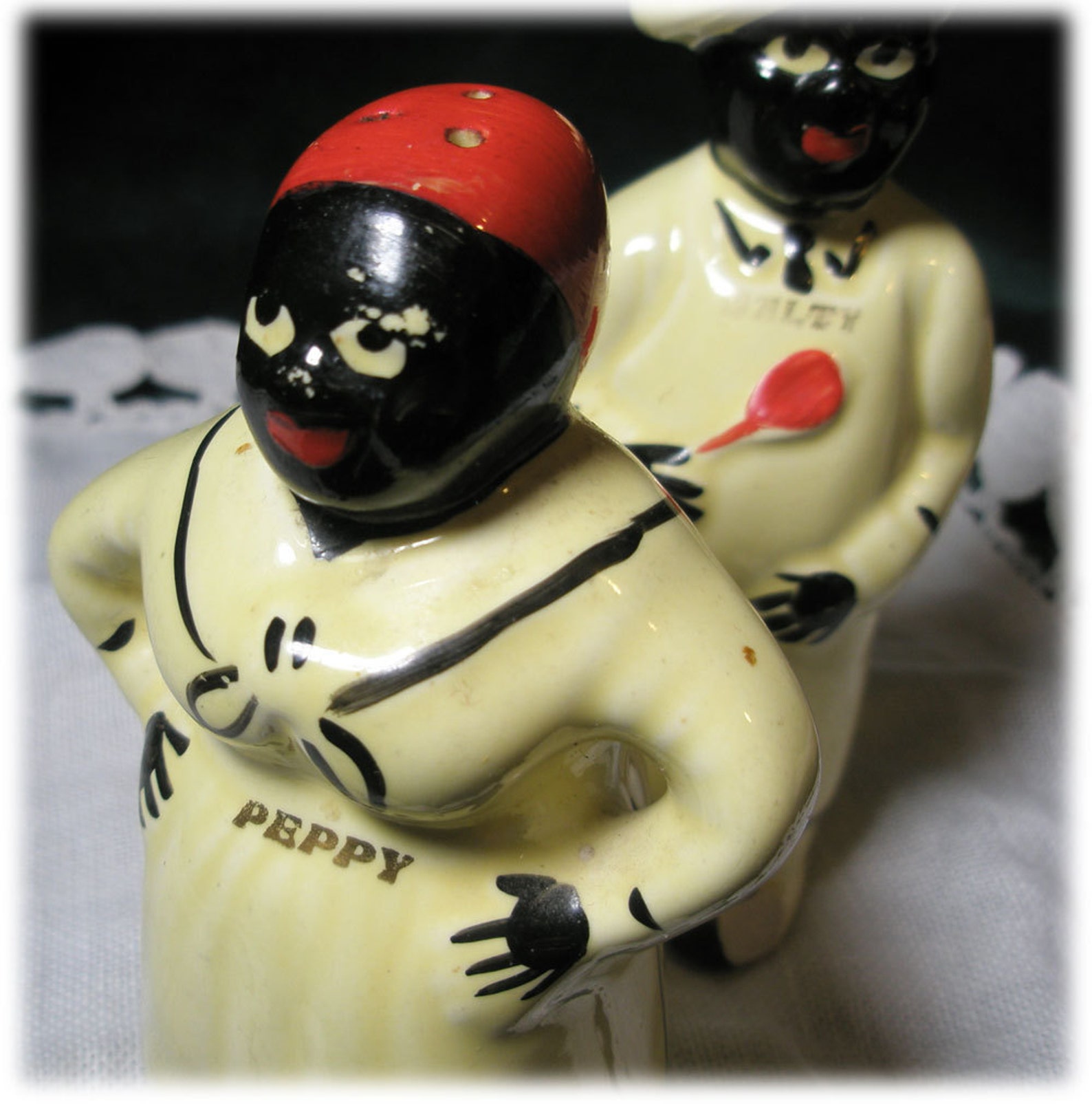 1940s Yellow Black Americana Salty Peppy Shakers Chef Pearl Etsy