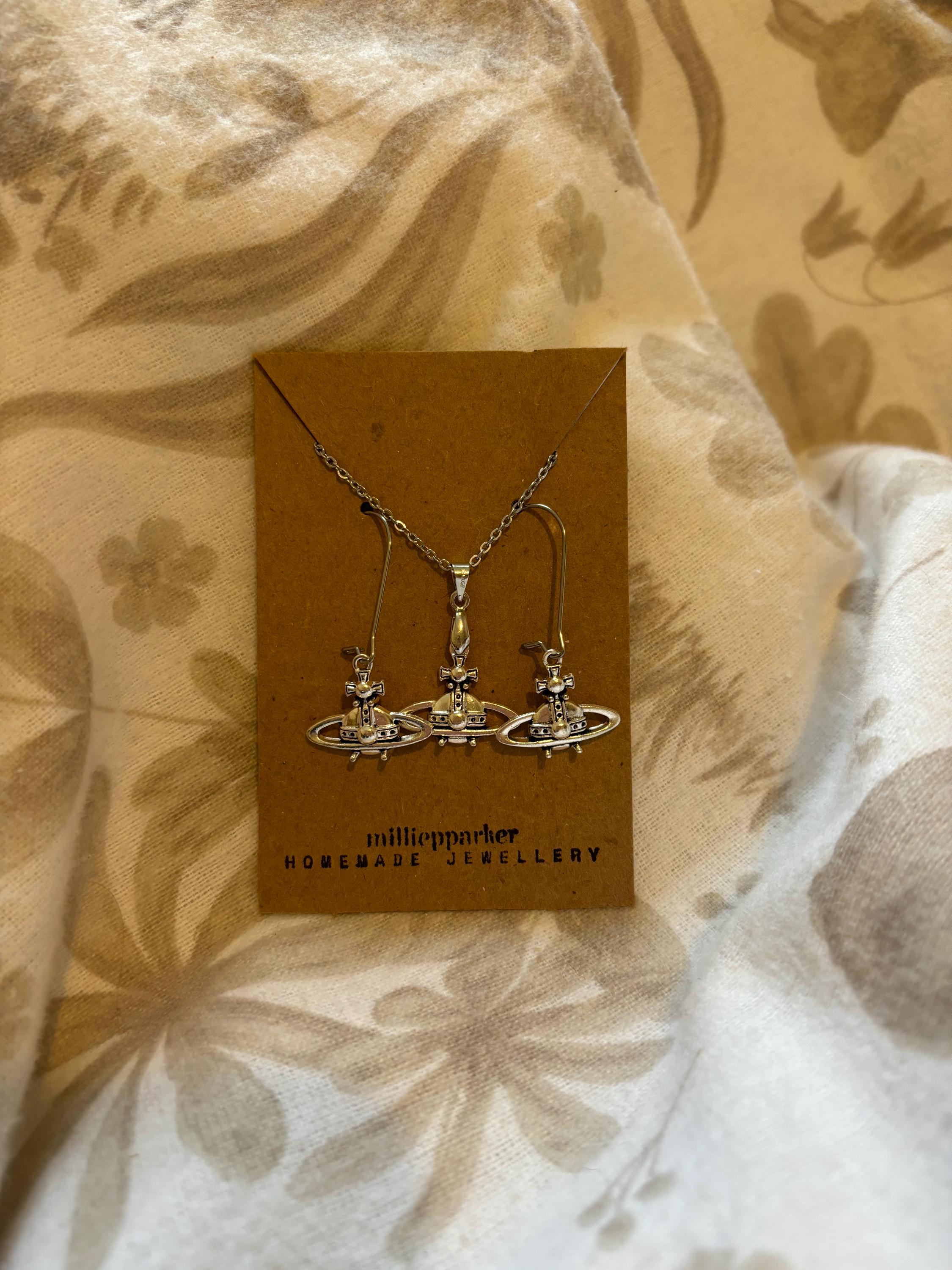Vivienne westwood blue orb necklace - Etsy 日本