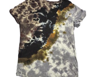 Czarna, złota, szara koszula damska tie-dye z dekoltem w serek