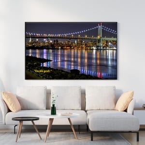 Poster con skyline notturno di New Orleans con citazione "Pensa in grande" – Stampa moderna da parete e paesaggio urbano ispiratore