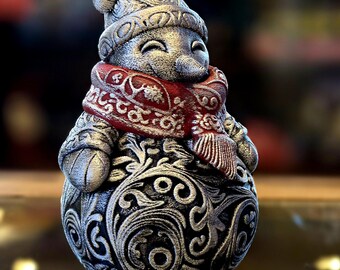 Hand-Painted 3D Printed Penguin Snowman Figurine – Whimsical Holiday Decor