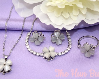 White Opal Clover, Fidget Jewelry