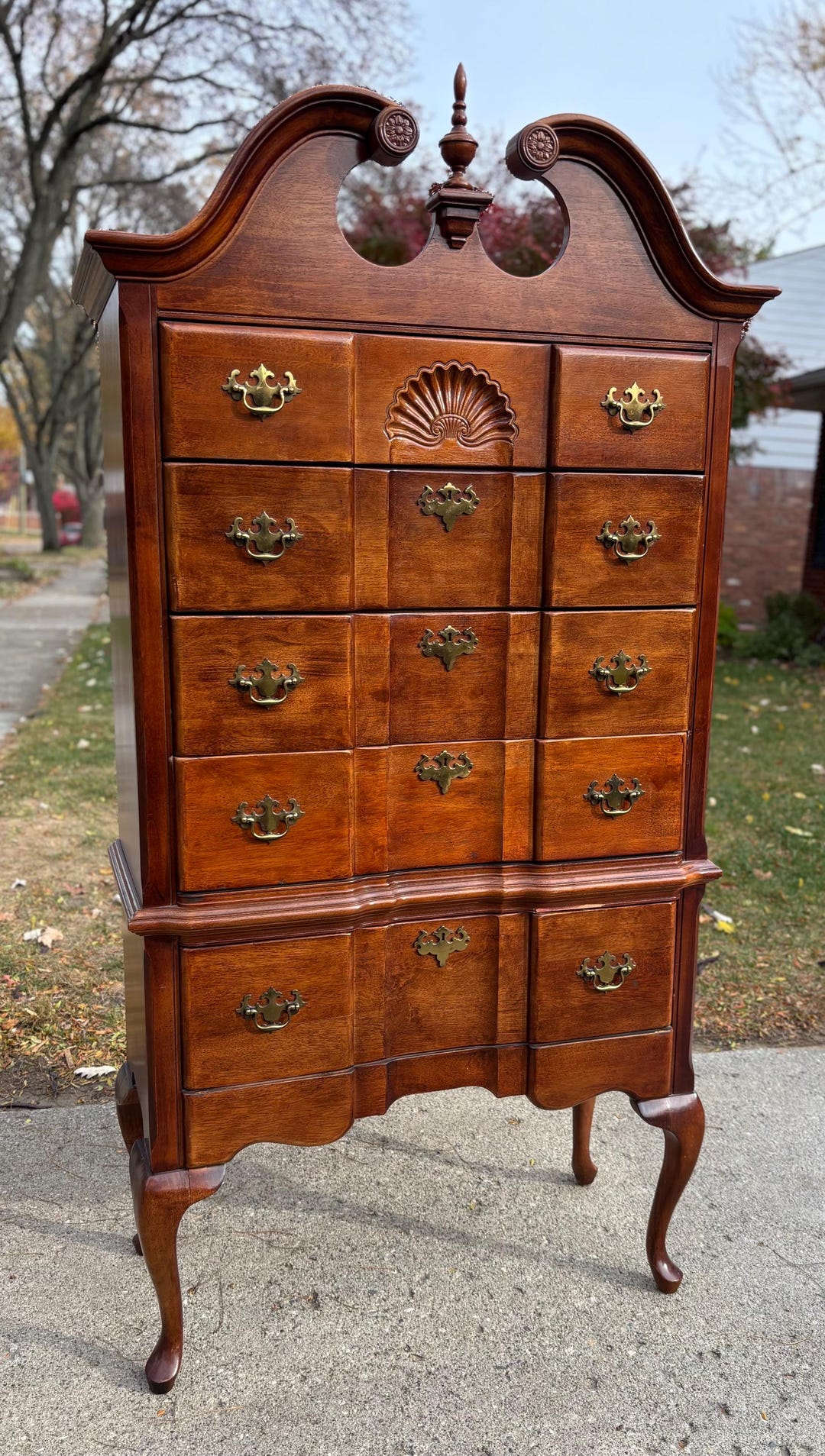 highboy dresser Vintage Kindel Chippendale 77"H,35"W,20"D full extension Antique Mahogany Federal Style Highboy