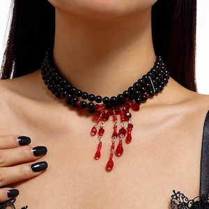Bloody Pearl Choker, Handmade Gothic Jewelry, Perfect for Halloween, Cosplay, or a Statement Dress. unique and edgy styles, bold yet elegant