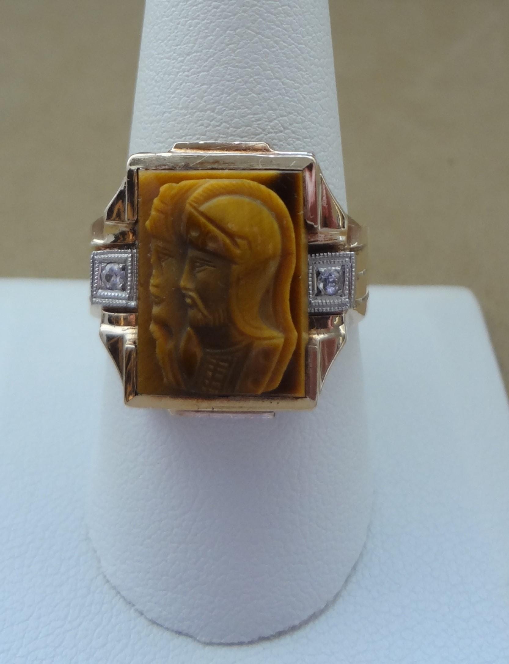 Vintage 10K Gold Carved Tiger's Eye Roman Soldier Silhouette Ring
