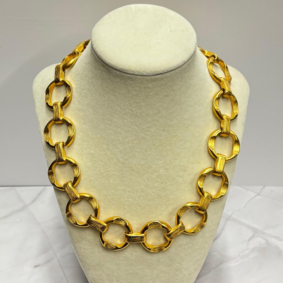 Jackie O Jacqueline Kennedy Camrose & Kross JBK Gold Tone Circle