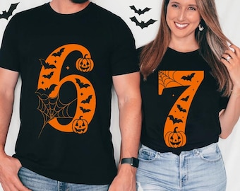 Magliette 6 7, Halloween per coppie, Magliette divertenti abbinate, Maglietta trendy per il costume di Halloween di TikTok, Tendenza 67, Meme di zucca Six Seven