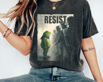 Portland Frog Protest Shirt, Anti Fascism Shirt, Anti ICE Shirt,Vintage Activist Shirt, Resistance Tee, frog resist tee