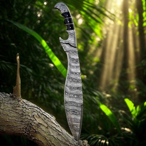 Hand-Forged Damascus Steel Short Sword: Artisan Shashka-Inspired