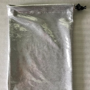 Bolsa de gimnasia con agarre y cierre de cordón, color blanco brillante