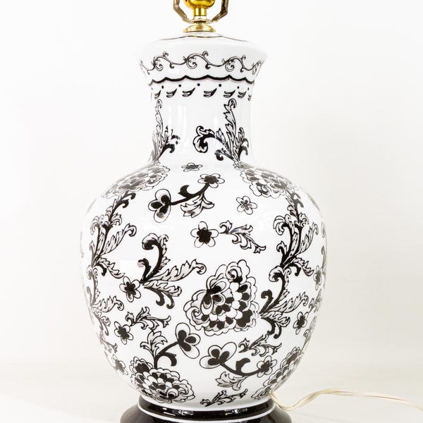 Black & White Chinoiserie Porcelain Table Lamp